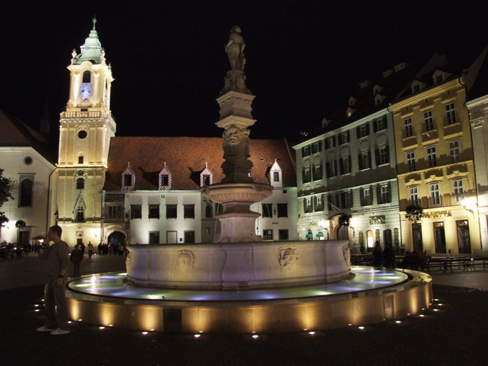 Bratislava_Slovakia_Night