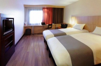 ibis budapest heroes square € 90