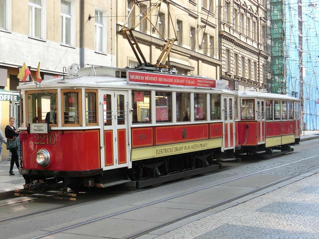 Prague_tram-377537_1280